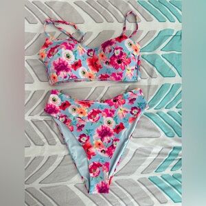 Victoria’s Secret bikini